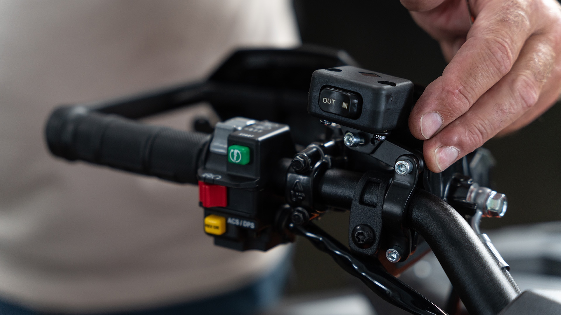 How to install a winch on your ATV CanAm OffRoad